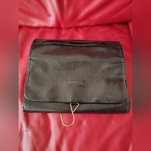 Case-Mate Black Textured Toiletry Bag